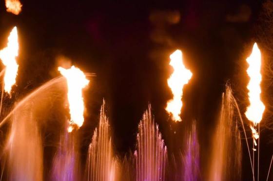 Show_fontaine_flammes
