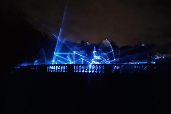 Spectacle_hologramme_laser_saint_cloud