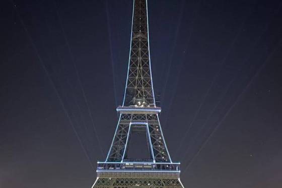 Projection_Tour_Eiffel