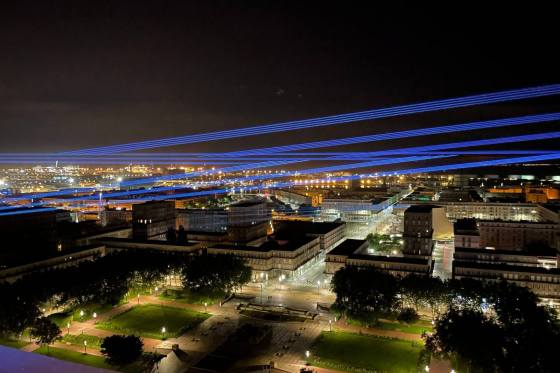 Spectacle_laser_bleu_le_havre