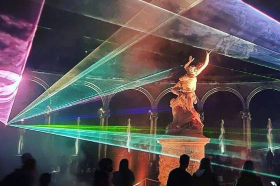 Spectacle_laser_chateau_de_versailles