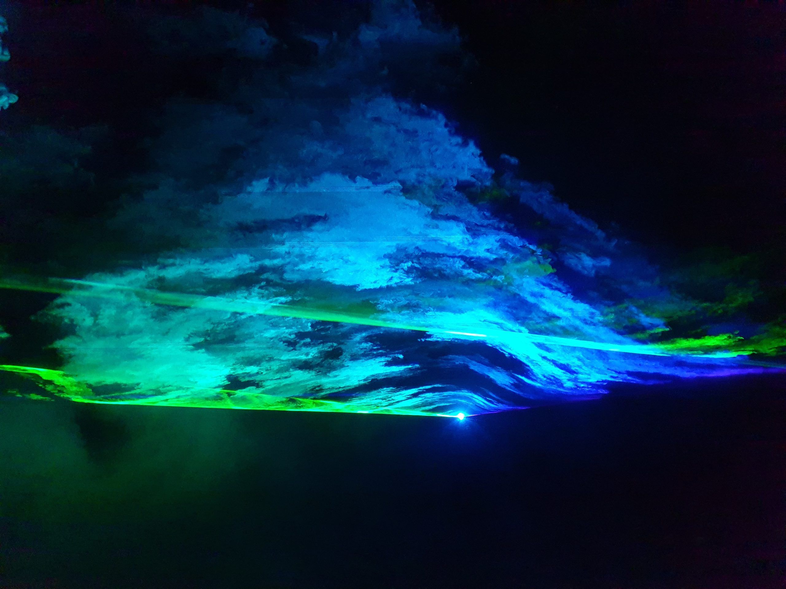 Europe Évènement - Photo of smoke with green and blue colors