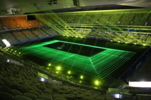 Europe Évènement - Photo of a stadium with green lines projected in the centre