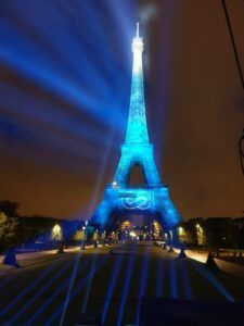 Europe Évènement - Projection de logo hydro sur la Tour Eiffel