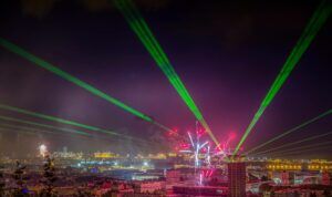 Europe Évènement - Show over the city of Le Havre with laser projections and fireworks