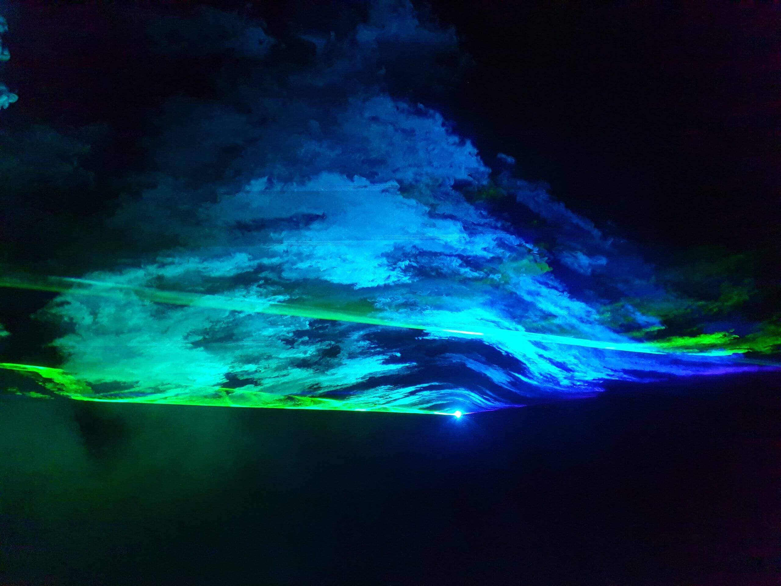 Europe Évènement - Photo of smoke with green and blue colours